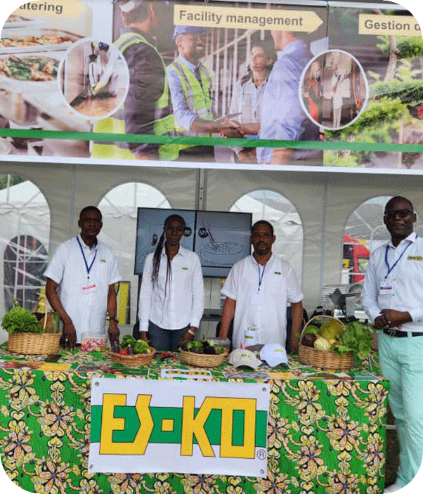 catering-canteen-food-services-es-ko-congo-restaurant-kitchen